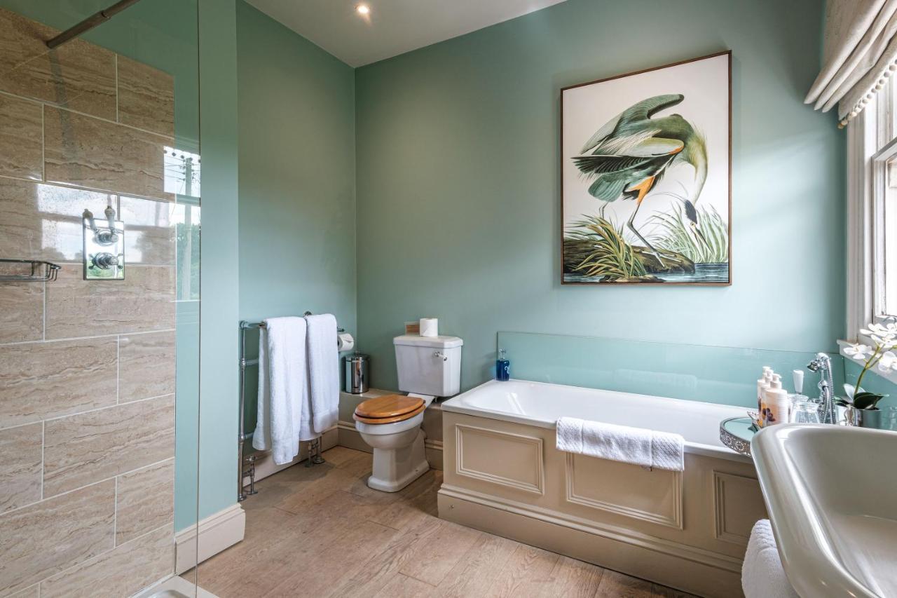 The Packhorse Inn Newmarket  Bagian luar foto