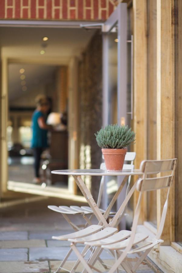 The Packhorse Inn Newmarket  Bagian luar foto