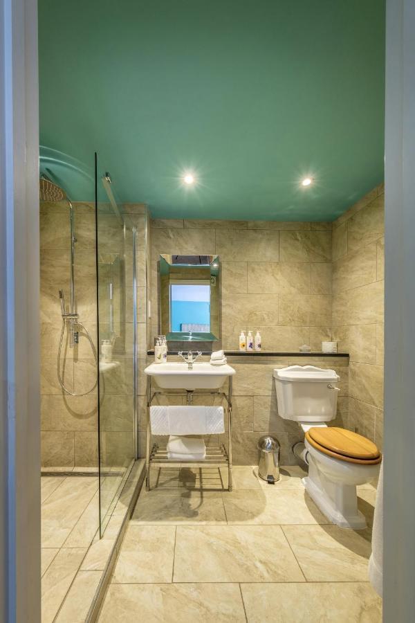The Packhorse Inn Newmarket  Bagian luar foto
